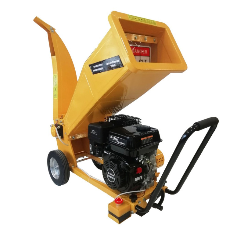 Θρυμματιστής Κλαδιών Βενζίνης 7HP, Interpower 700, με Χαμηλή Χοάνη και Παραγωγή έως 2 Τόνους/ώρα